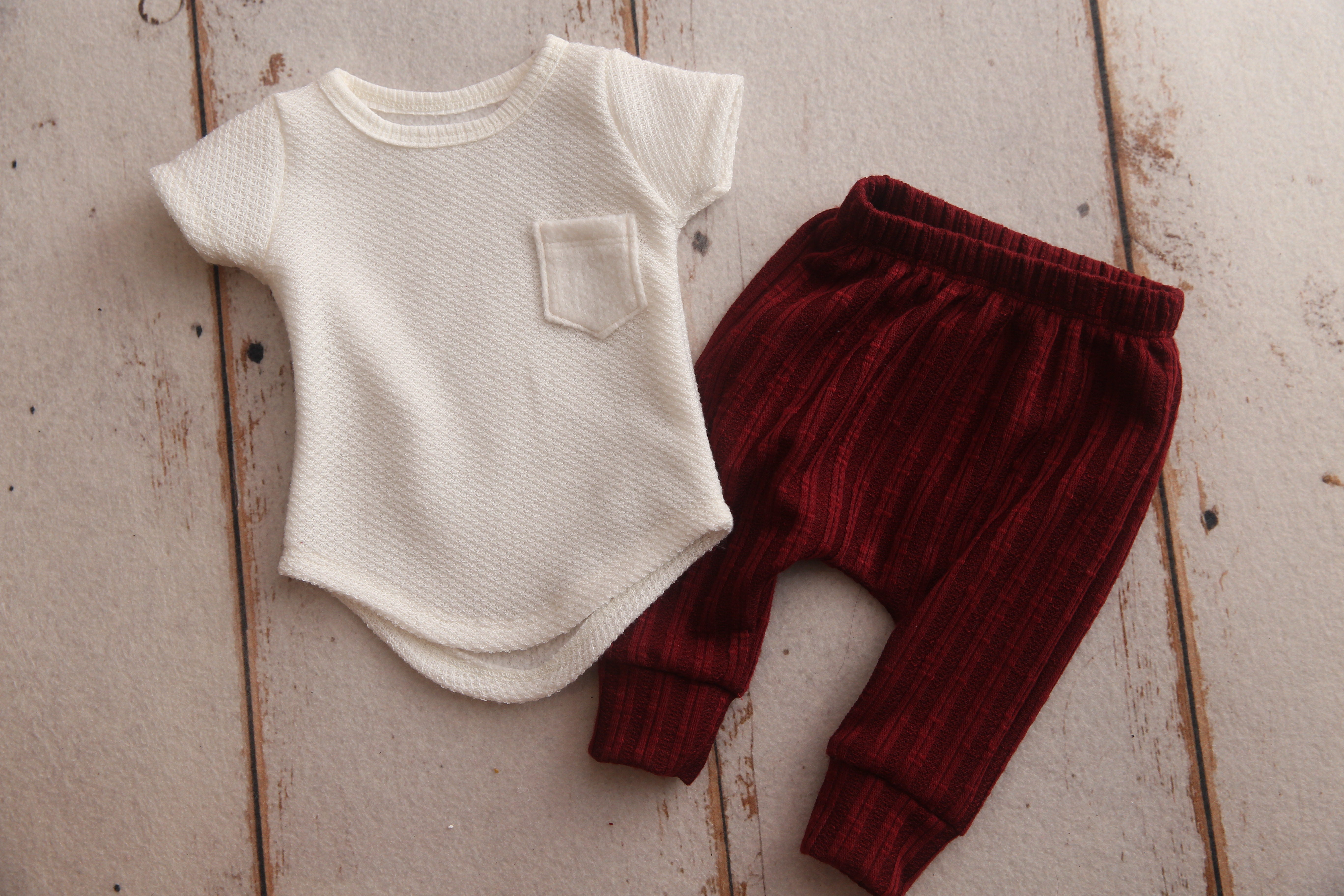 READY TO SHIP- Newborn T-Shirt, Pants Set- Burgundy Valentine