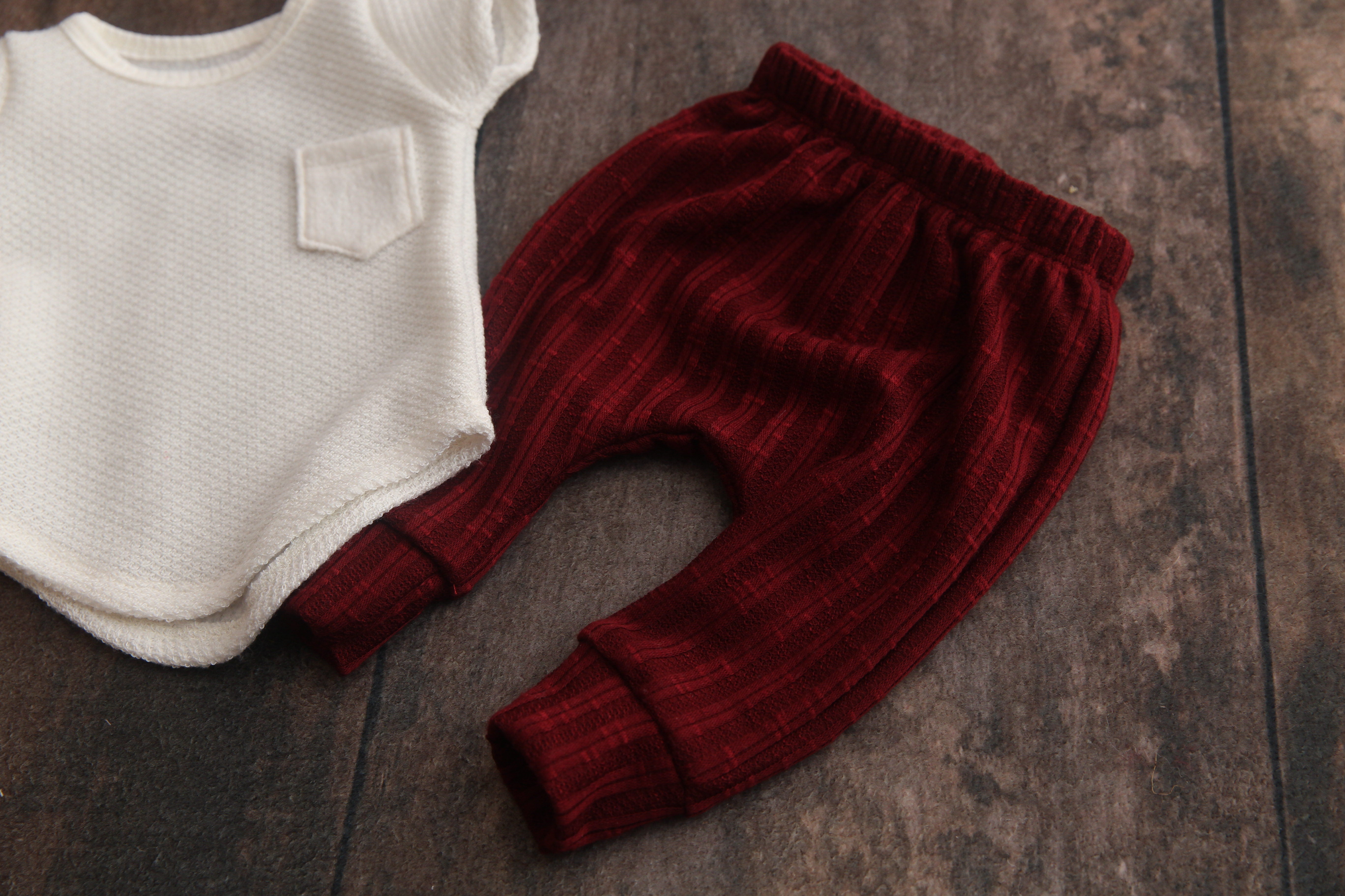 READY TO SHIP- Newborn T-Shirt, Pants Set- Burgundy Valentine