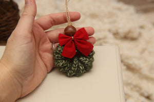 NON-PROP; Christmas Ornaments; Wreaths; Green with Red Velvet Bow; Ready to Ship