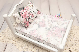 MADE TO ORDER- REVERSIBLE 2 Color- Carnations & Cream - NB Mattress